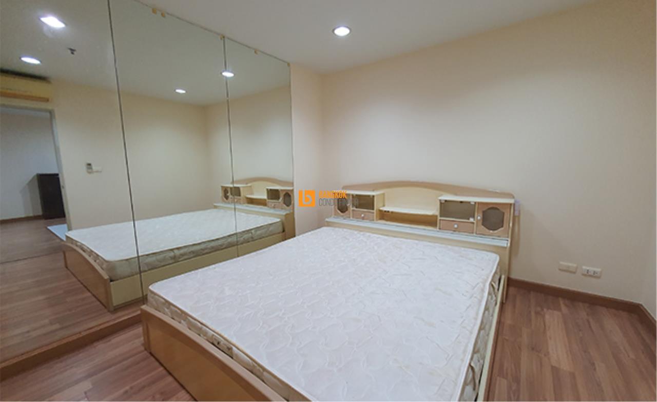 Asoke Place Condominium for Rent